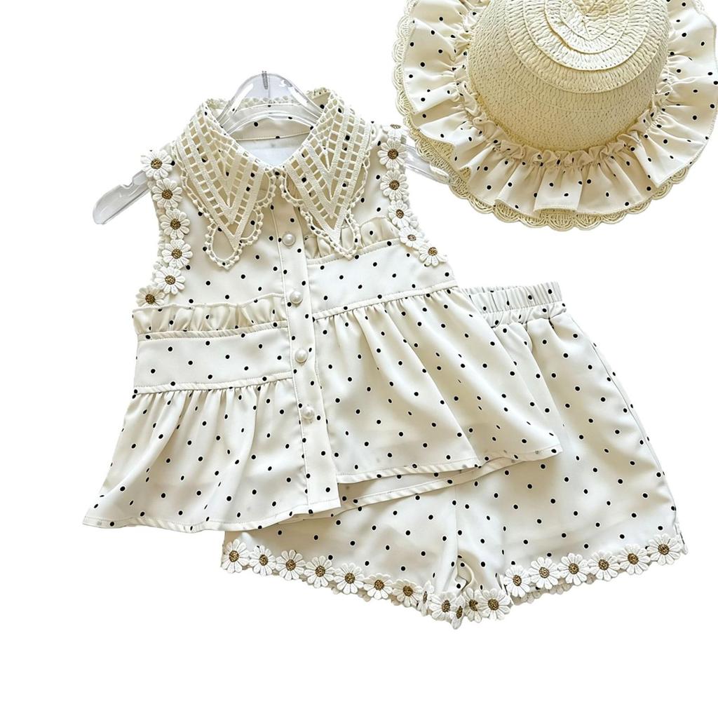 Girls' 2026 Summer Polka Dot Two-Piece Set: Stylish Lapel Top & Lace Shorts