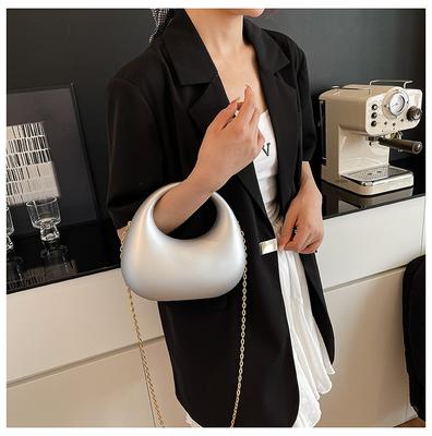 Exquisite and Fashionable Handbag, Women's New Versatile Acrylic Bag, High-end Trendy Messenger Women's Bag