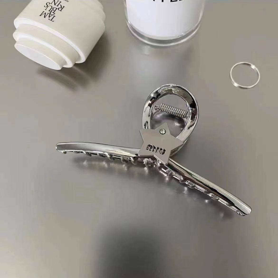 

Элегантный металлический зажим для волос с бантом и жемчугом - Большой французский зажим-акула и набор невидимок