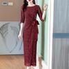2023 Summer Wine Red Retro Lace Evening Dress
