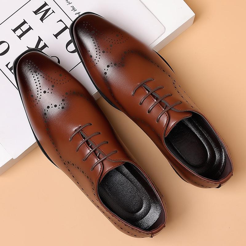 

Британская мужская обувь Мужская обувь большого размера Черная Деловая Формальный костюм Мягкая подошва Костюм Летняя Повседневная Кожаная обувь Мужская Свадебная обувь 48