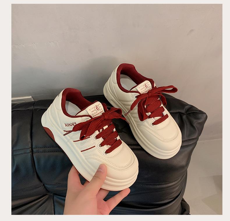 Fleece Little White Shoes Women's New Thick-soled Versatile Warm and Heightened Popular Sports and Leisure Board Shoes In Autumn and Winter 2025