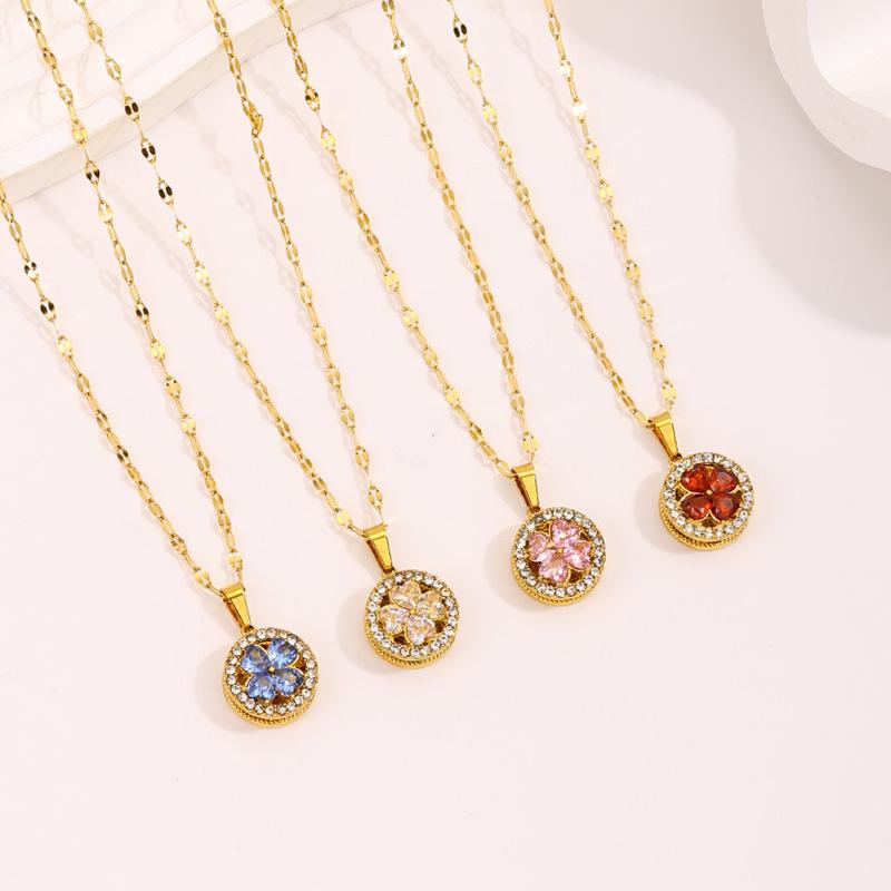 Necklace Light Luxury High Sense Niche Titanium Steel Necklace Trendy Brand Four-leaf Clover Rotatable Temperament Versatile Zircon Necklace Women