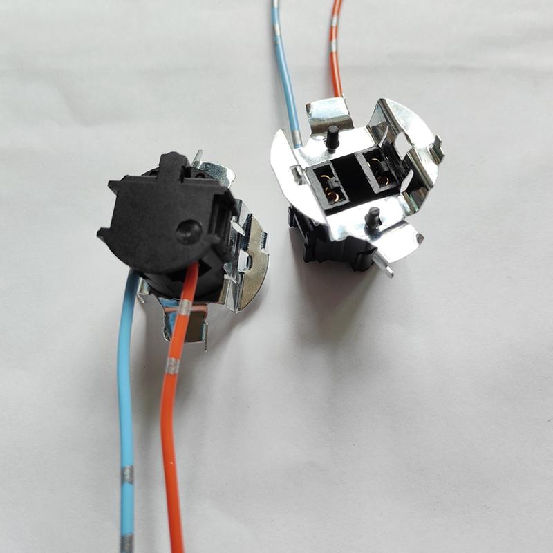 NHAUTP 2pcs H7 Halogen Lamp Socket Holder For Volkswagen Sagitar Car Light Bulb Base Connector Wiring Harness Adapter