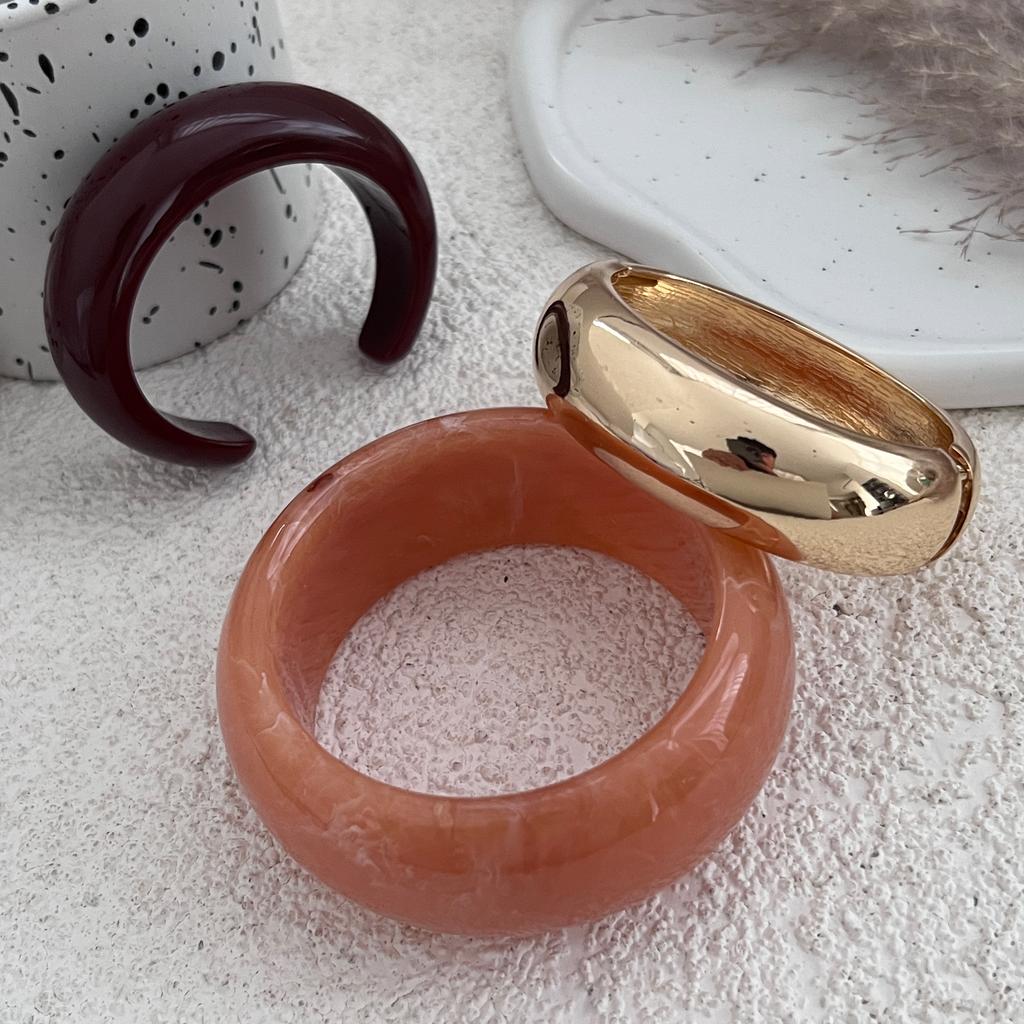 Ingemark 2026 Trendy Irregular Thick Resin Bangle Bracelets for Women Vintage Unique Wide Cuff Bracelet Party Beach Jewelry