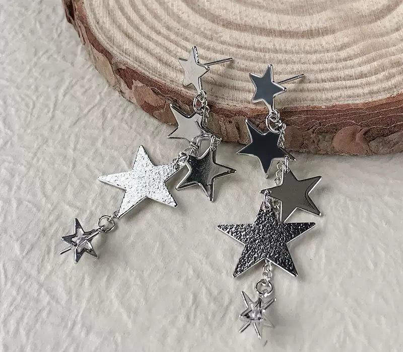 Korean Five-Pointed Star Tassel Gold Earrings - Stylish Luxury for Women