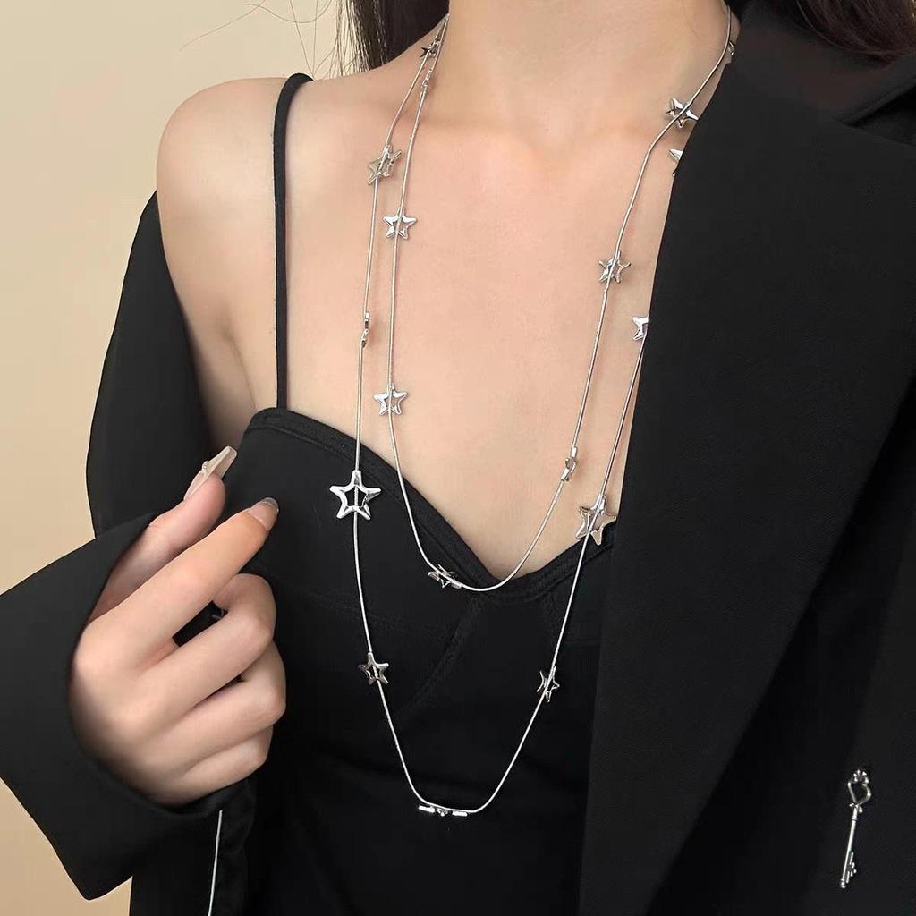 Adjustable Pearl Sweater Necklace: High-End 2025 Autumn/Winter Clavicle Chain for Women