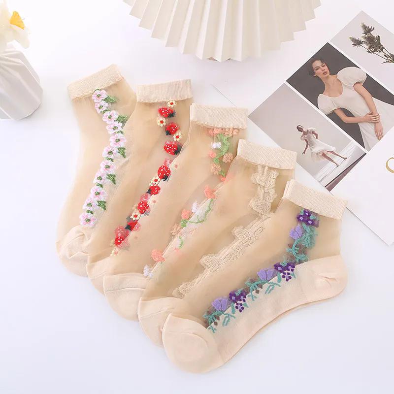 5 Paires de Bas Mi-Mollet Femme Été Dentelle Nouveau Style Broderie