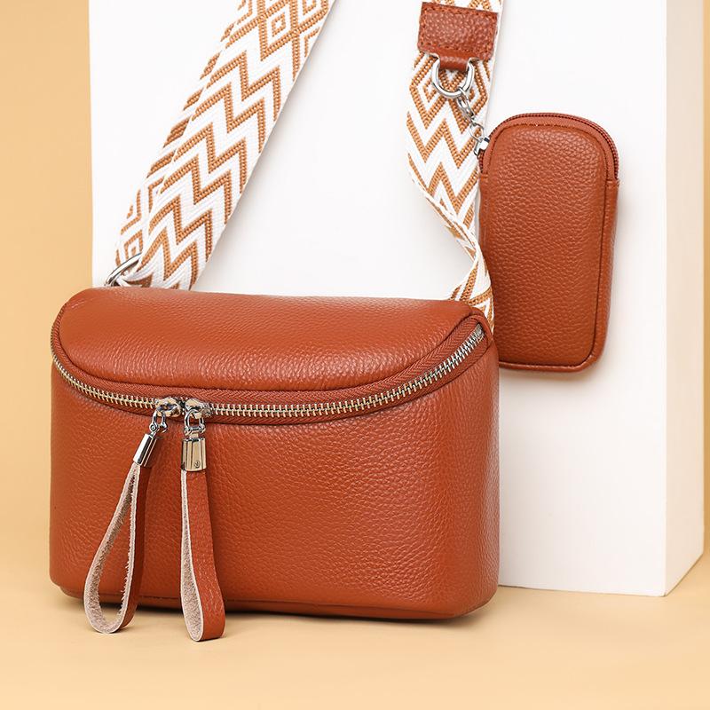 Genuine Leather Women's Bag, Simple Single-shoulder Crossbody Bag, Niche Cowhide Saddle Bag