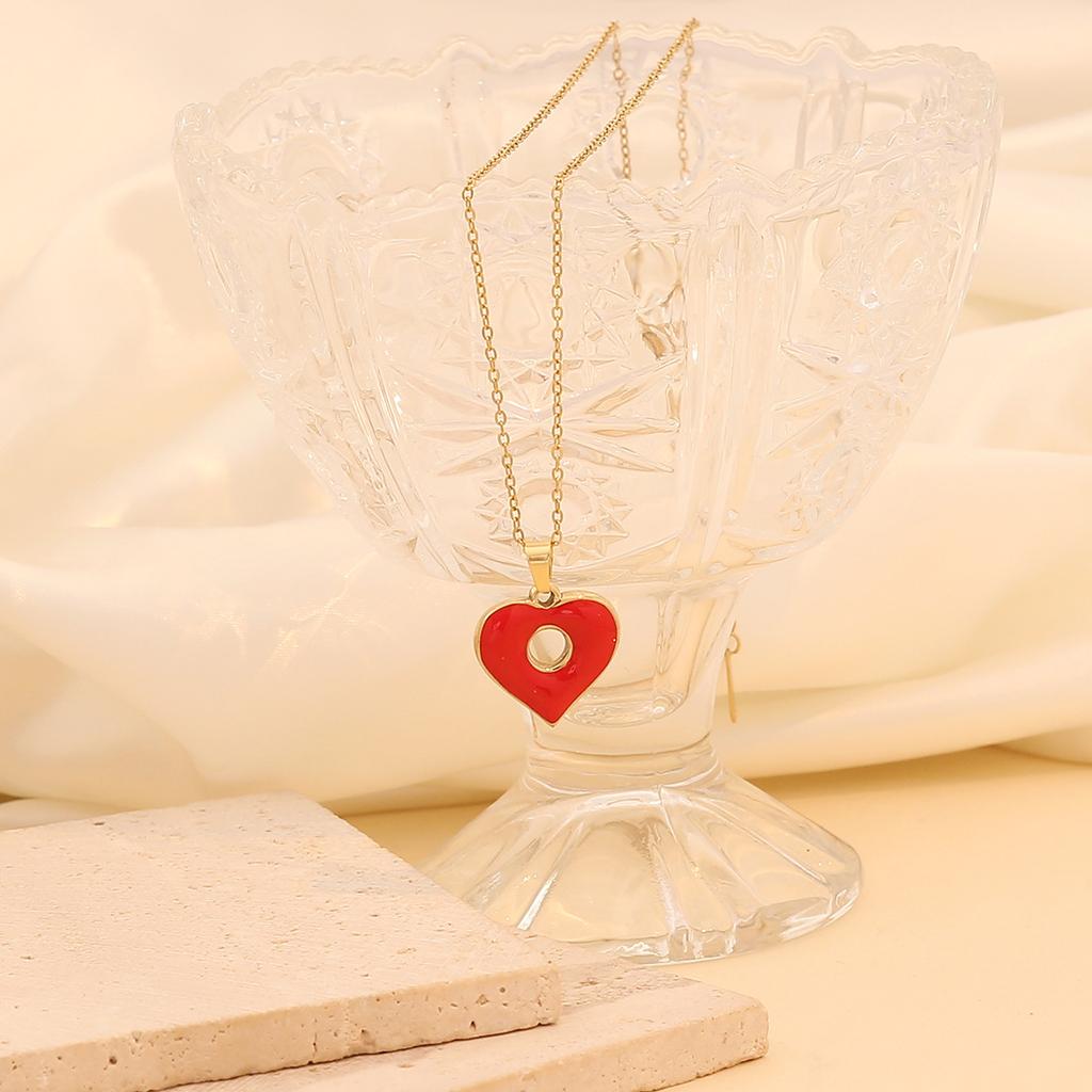 Multicolor Heart Pendant Fashion Stainless Steel Necklace Exclusive for Western Cross-border Jewelry