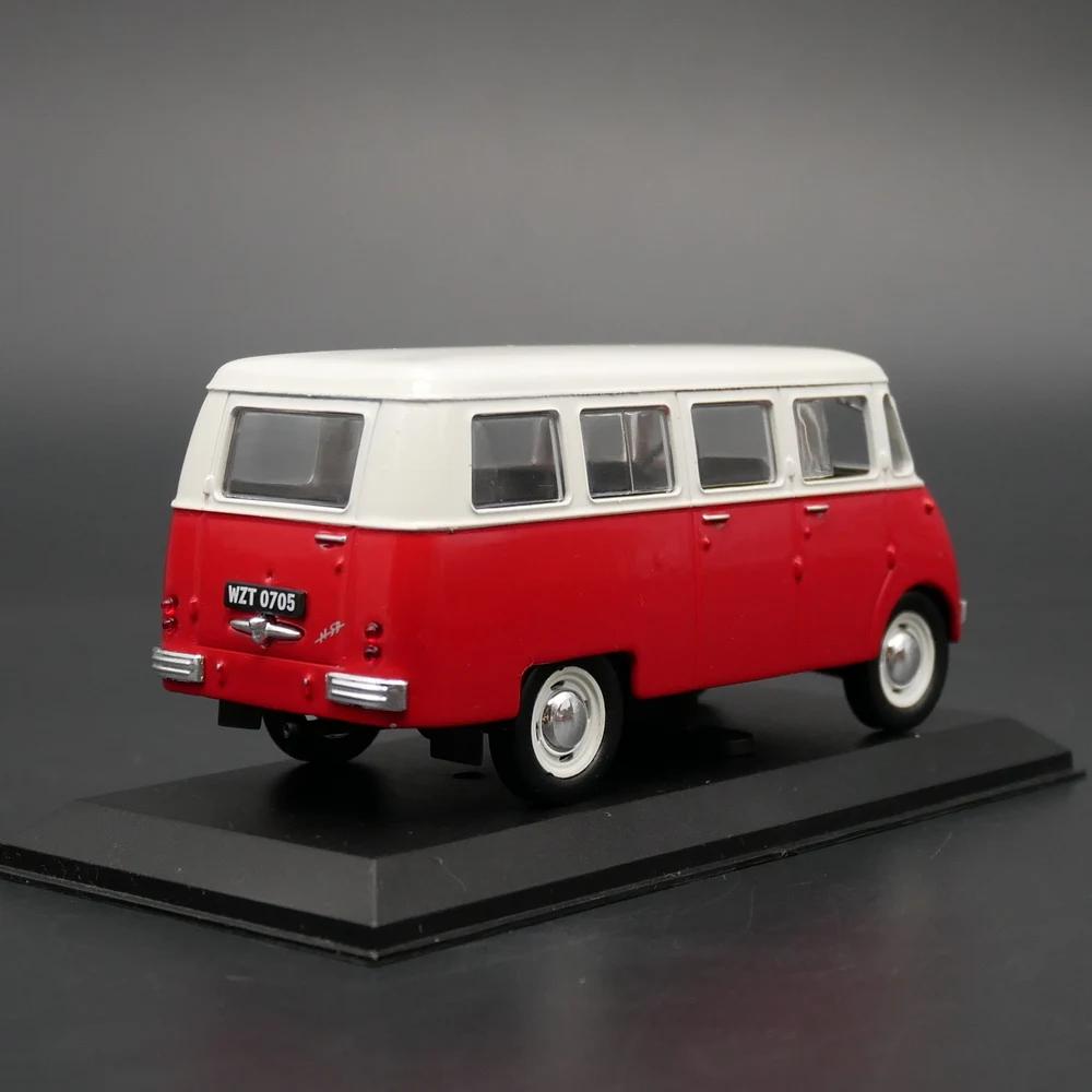 Diecast Ixo 1:43 Scale Ist NYSA N59 Van Simulation Alloy Car Model Collection Toy Gift Display Ornament