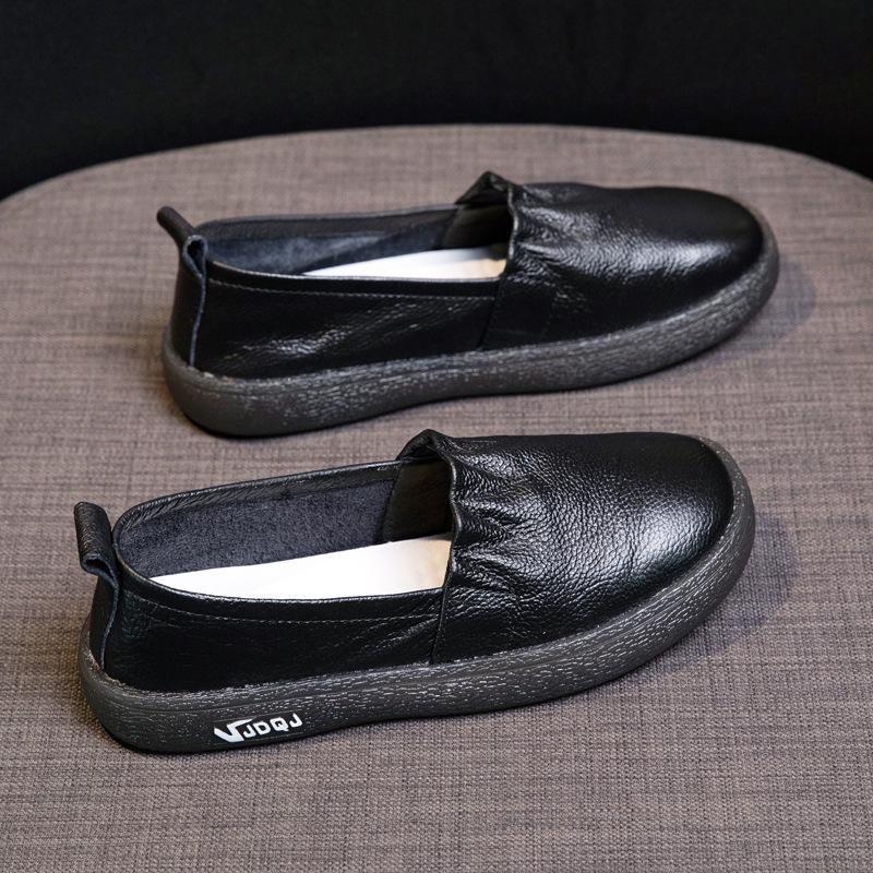 

Женские лоферы из натуральной кожи на мягкой подошве: Белые слипоны с низким вырезом для медсестер и беременных женщин (Новый стиль 2025 г.) 38