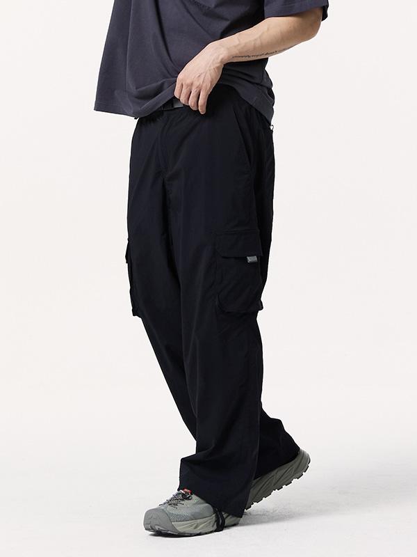 Chaebteoegseu Crispy Flowline Wide Cargo Pants (Black)