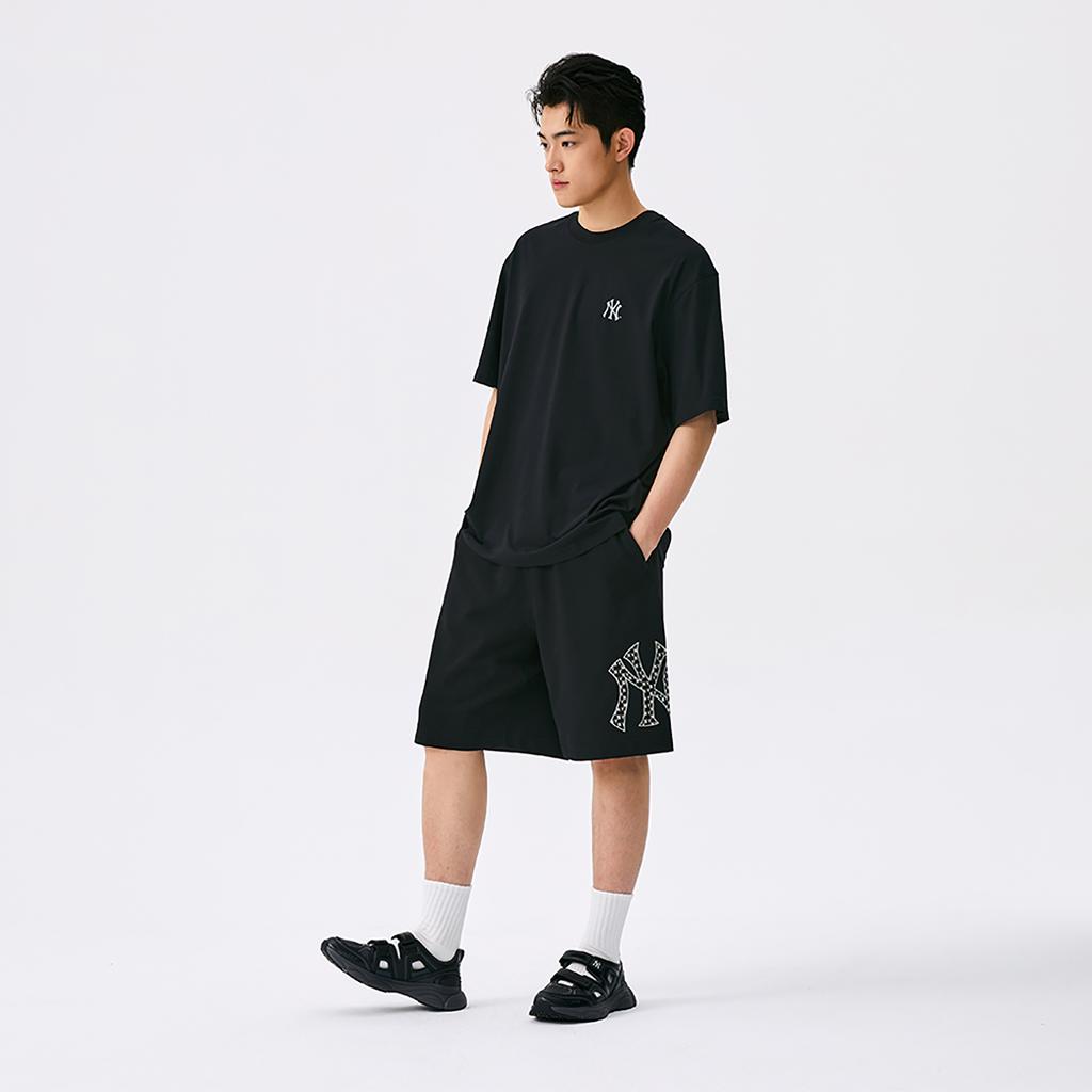 New MLB New York Yankees Basic Collection SS25 T Shirt Unisex Black 3ATSB5053-50BKS