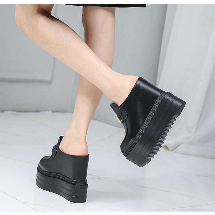 

2025 Новые модные шлепанцы на танкетке с внутренней высотой 13 см, женские новые шлепанцы с круглым носком и декоративной пряжкой ZYW-082-2 39 чёрный