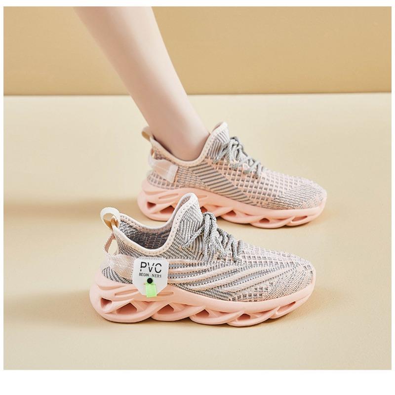 Breathable Sports Shoes for Women In Summer New Soft Soled Lightweight Non Slip Thick Soled Running Shoes Slimming and Shock-absorbing Coconut Shoes