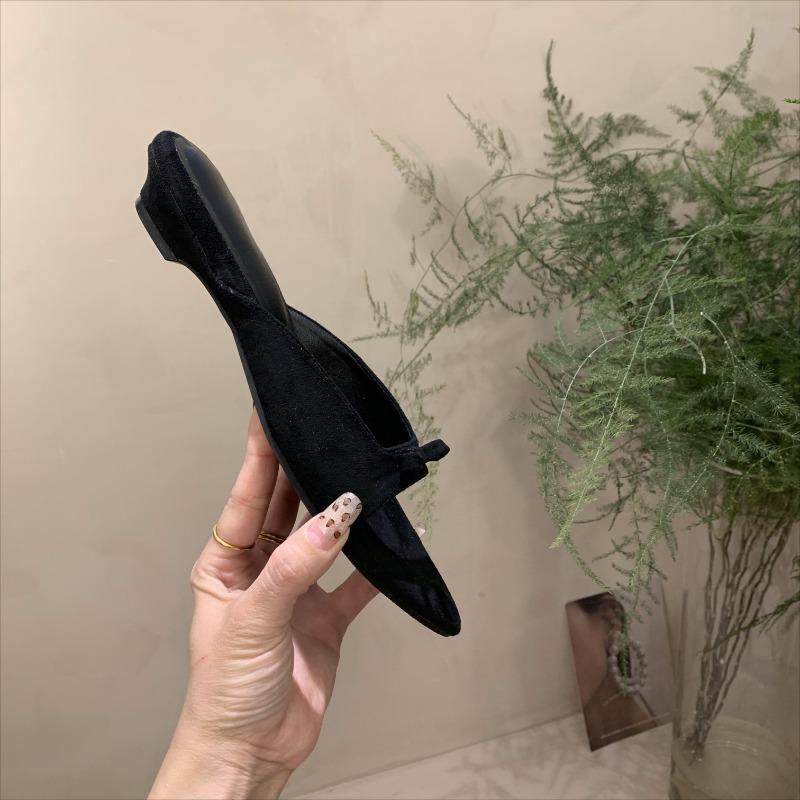 Fashion Suede Pointed Sandals and Slippers Women Wear 2025 New Bow Temperament Low-heeled Open-toed Sandals Muller Shoes In Summer.
