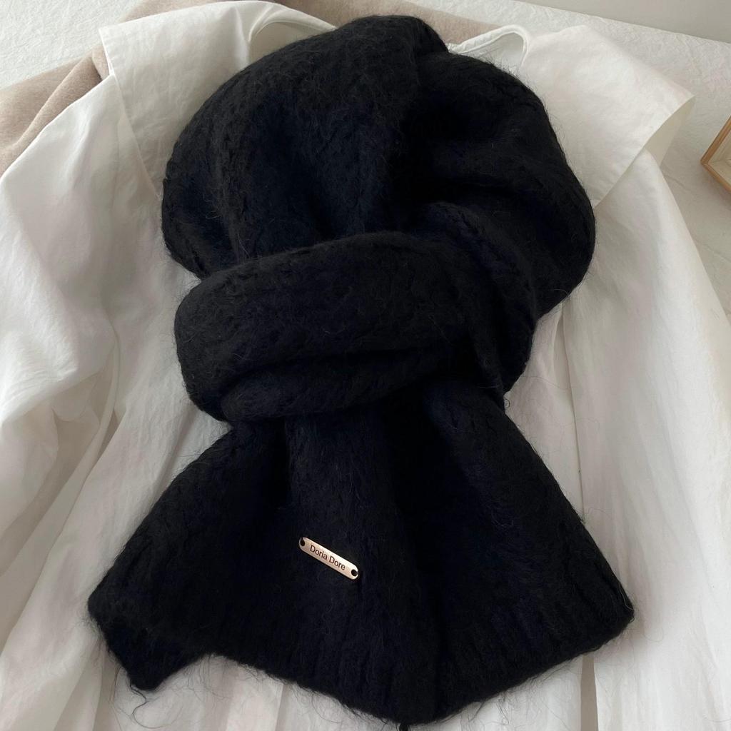 Women's Winter Wool-Blend Knitted Scarf - High-End Alpaca Neck Warmer for Couples