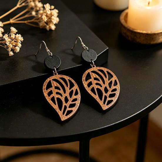 European Style Leaf Hollow Wood Earrings - Trendy Fashionable Dangles