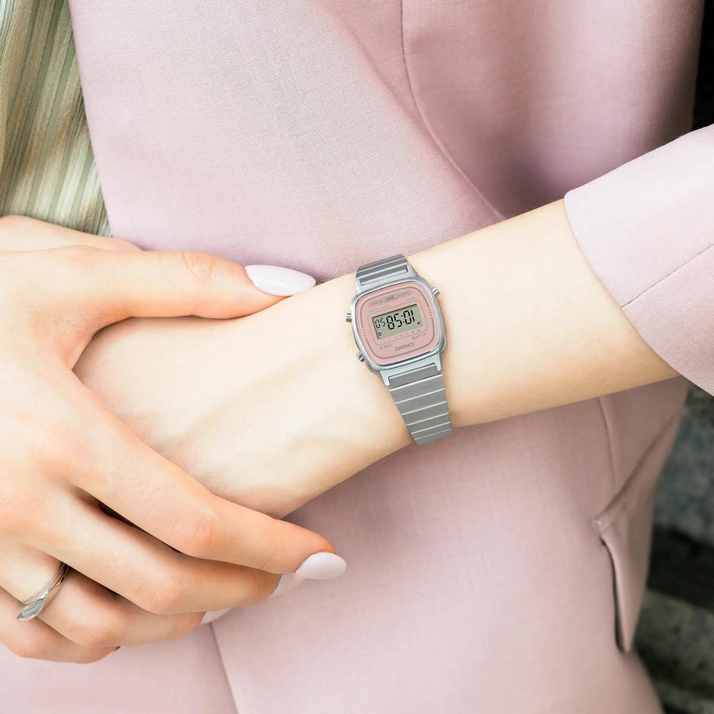 Casio Digital Quartz Watch with Stainless Steel Strap Bracelet Women's LA670WEA-8AEF, Silver,