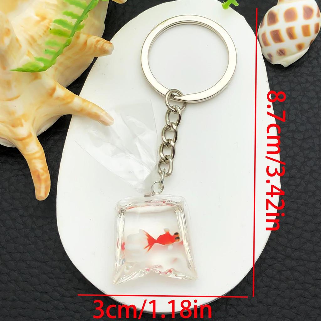 Resin Ocean Blue Yellow Black Small Fish Keychain – Creative Backpack and Car Key Ornament