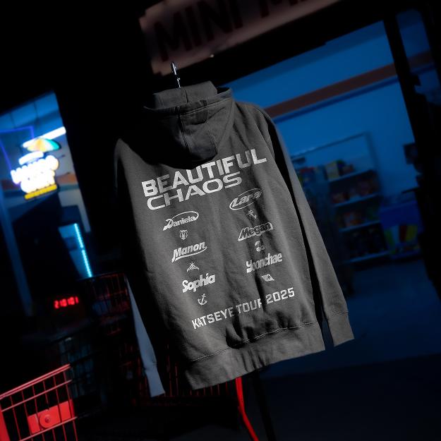 

Предзаказ Толстовка с капюшоном на молнии KATSEYE THE BEAUTIFUL CHAOS TOUR M size