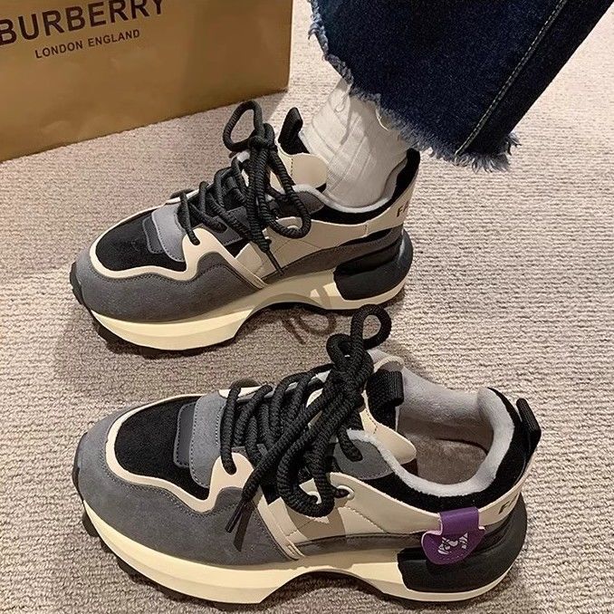 

Кроссовки папины девочки 2025 новые осенне-зимние бархатные удобные мягкая подошва универсальные толстая подошва нескользящие Форрест Гамп повседневные спортивные туфли 40