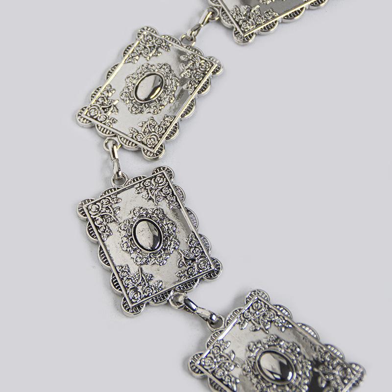 High-end Women's Waist Chain Retro Carved Metal Waist Chain Fashionable Versatile Square Women's Waist Chain
