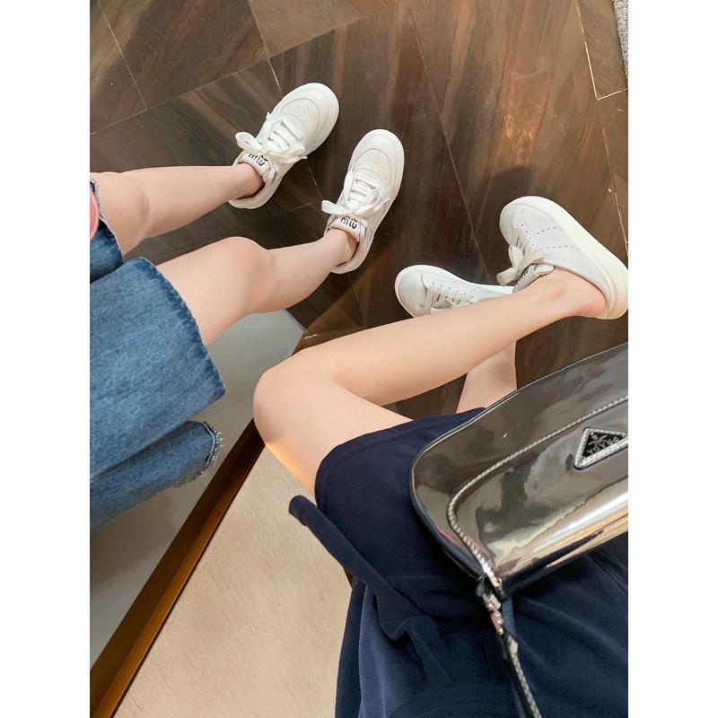 ~ Neue Sommer vielseitige dicksohlige lässige Schnürleder Halbschuhe schmutzige kleine weiße Schuhe Damen