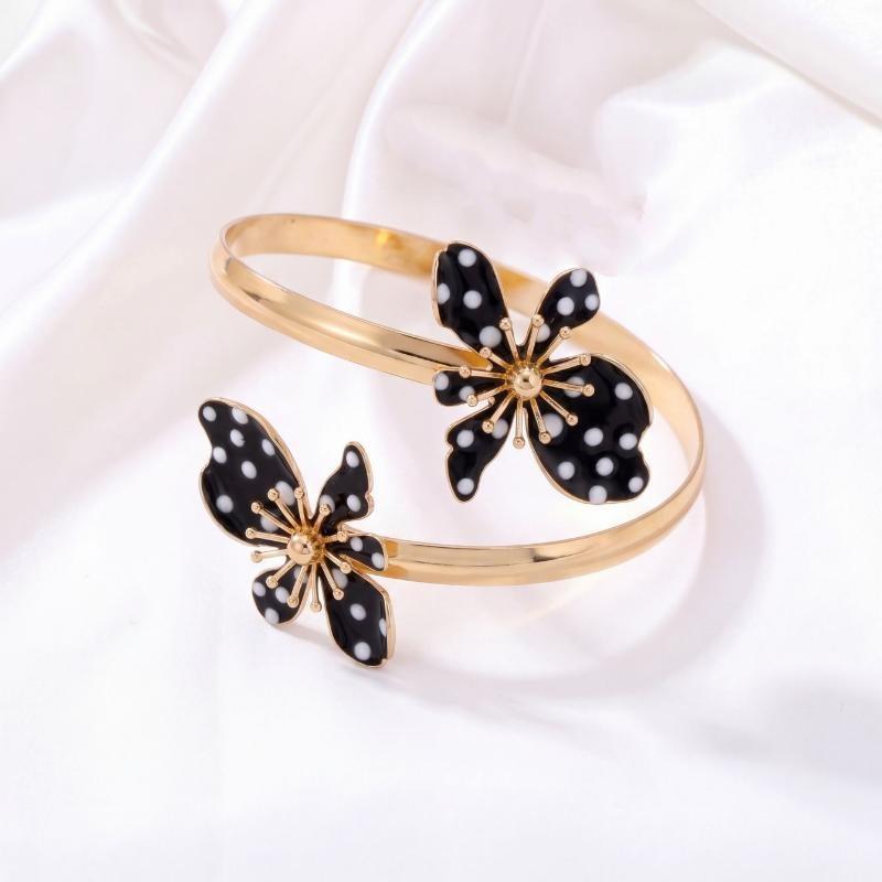 Bohemian Irregular Dripping Oil Flower Cuff Bracelets For Women Multi-Color Punk Metal Armband Open Bangles Holiday Jewelry