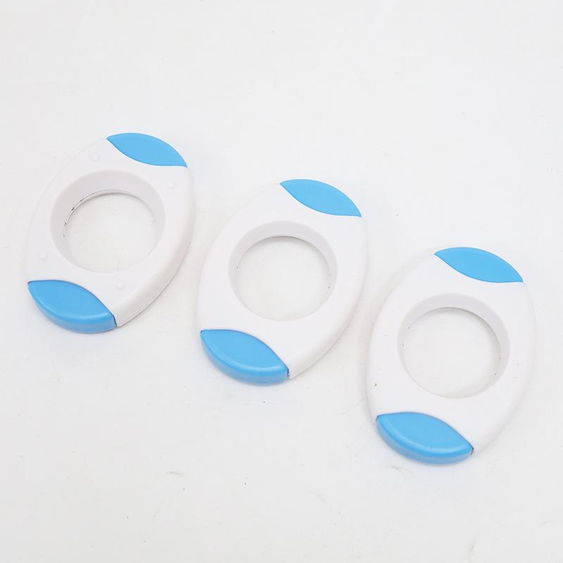 Eierstecher und Schalenöffner aus Kunststoff Küchenhelfer