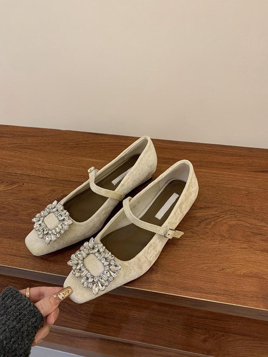 

Женские туфли-лодочки на низком каблуке, новая весенняя обувь 2025 года, туфли Мэри Джейн на толстом каблуке с неглубоким вырезом, с ремешком на одной пряжке, с квадратным носком 39 абрикосовый