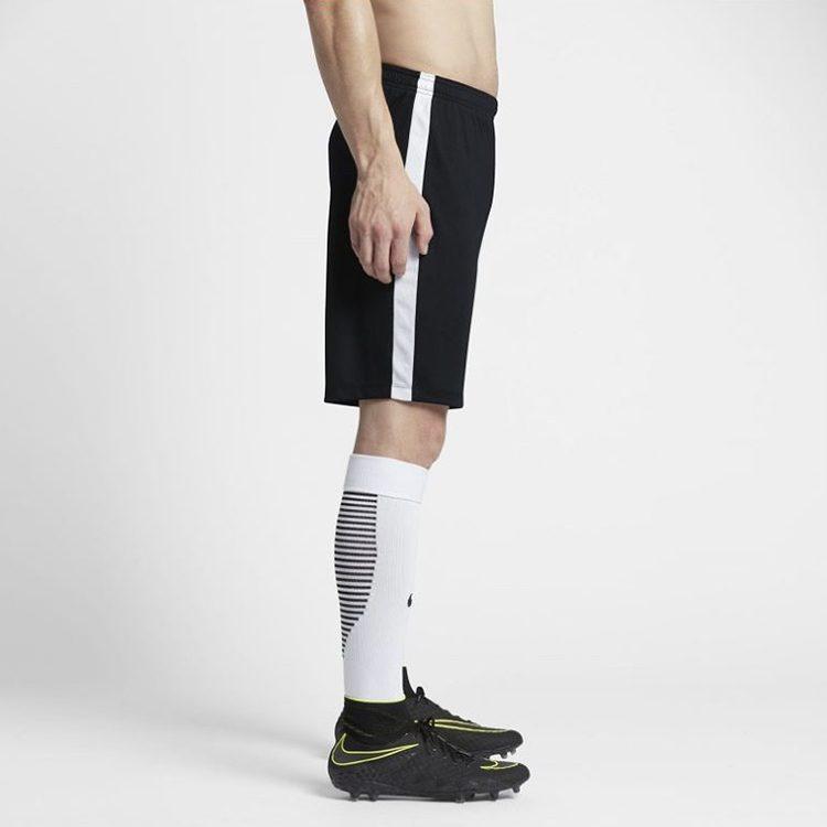 Nike Spodenki Sportowe Męskie Cienkie 832900-010
