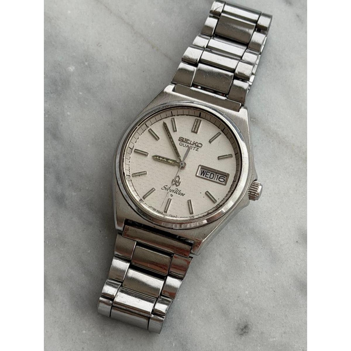 [Unidentified Junk] SEIKO silverwave Seiko Silver Wave Quartz Day Date QUARTZ