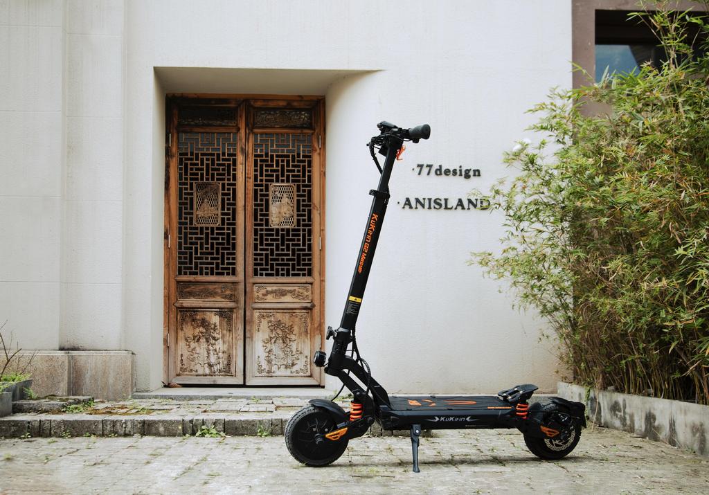 KuKirin G2 Master High-Performance E-Scooter, 60km/h, Dual Motor 2*1000W, Dual Suspension, 20.8Ah Battery, IP54 Waterproof