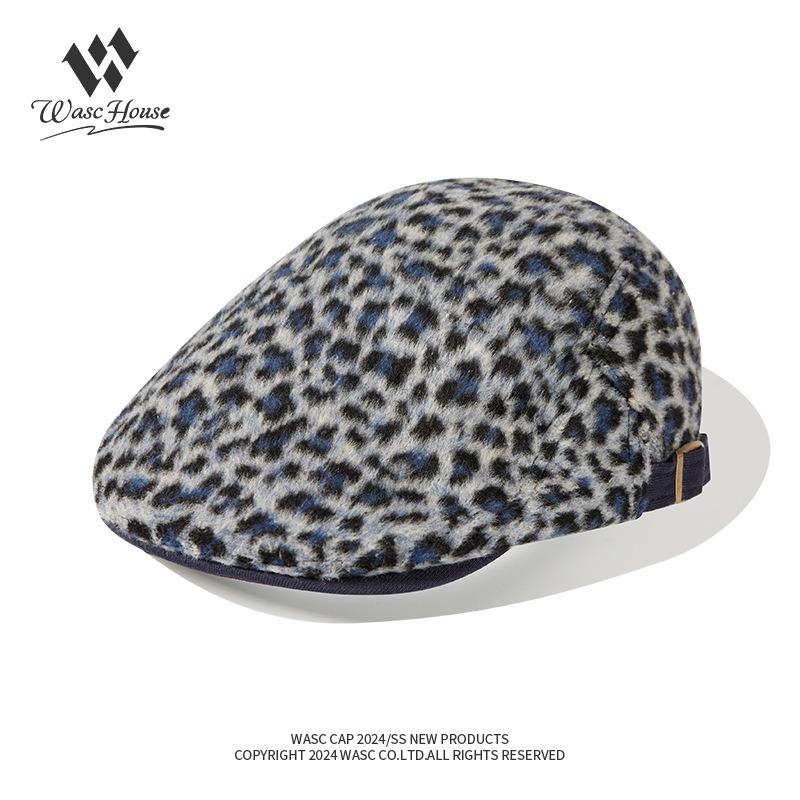 Retro leopard print forward hat female autumn and winter plush warm babes show face little beret