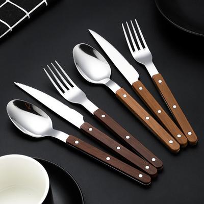 Geschirrset Klassisches Französisches Design 5-teiliges Edelstahl-Besteck mit Imitation-Holzgriff Spülmaschinenfest Besteckset Rostbeständig Steakmesser