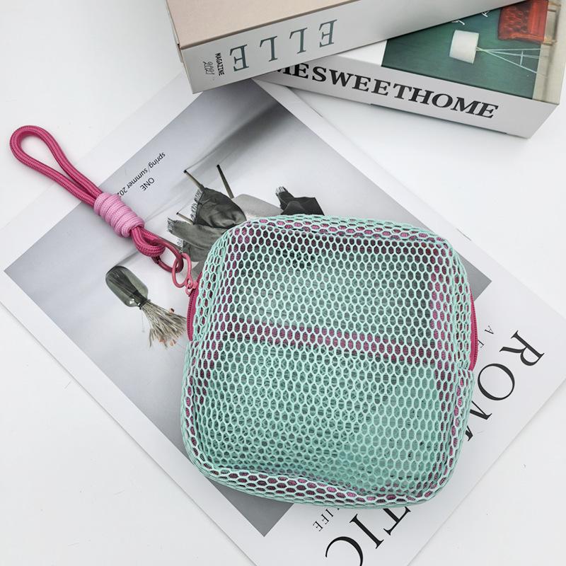 

Square Mesh Cosmetic Bag Beach Bag with Zipper Colorful Makeup Bags for Women Cute Student Pencil Case Cosmetic Pouch