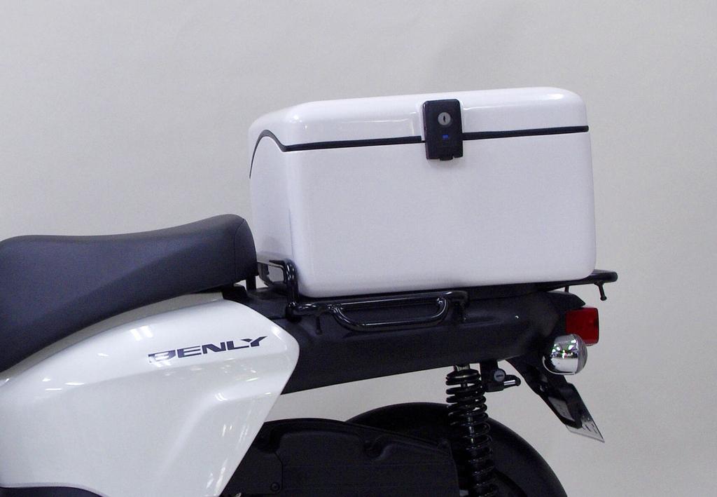 JMS NEW Luggage S Box B-28 White (No Mat (Urethane Sponge Bottom)) Universal Key Compatible, No Mounting Hardware, B-28W-SN