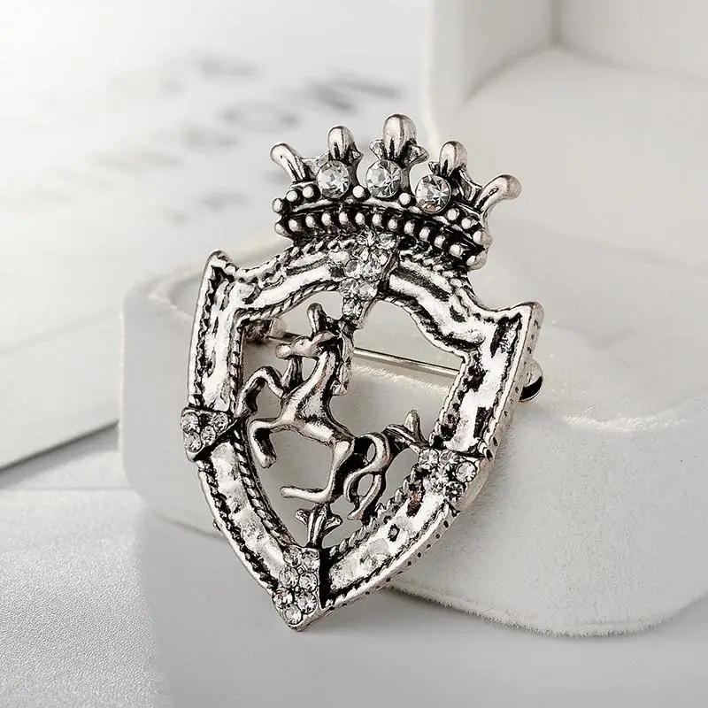 

Colaxi Кристальная Королева Корона Винтажная Брошь Значок Лошади Мужские Ментальные Броши Ювелирные Изделия Эмалевые Значки серебряный