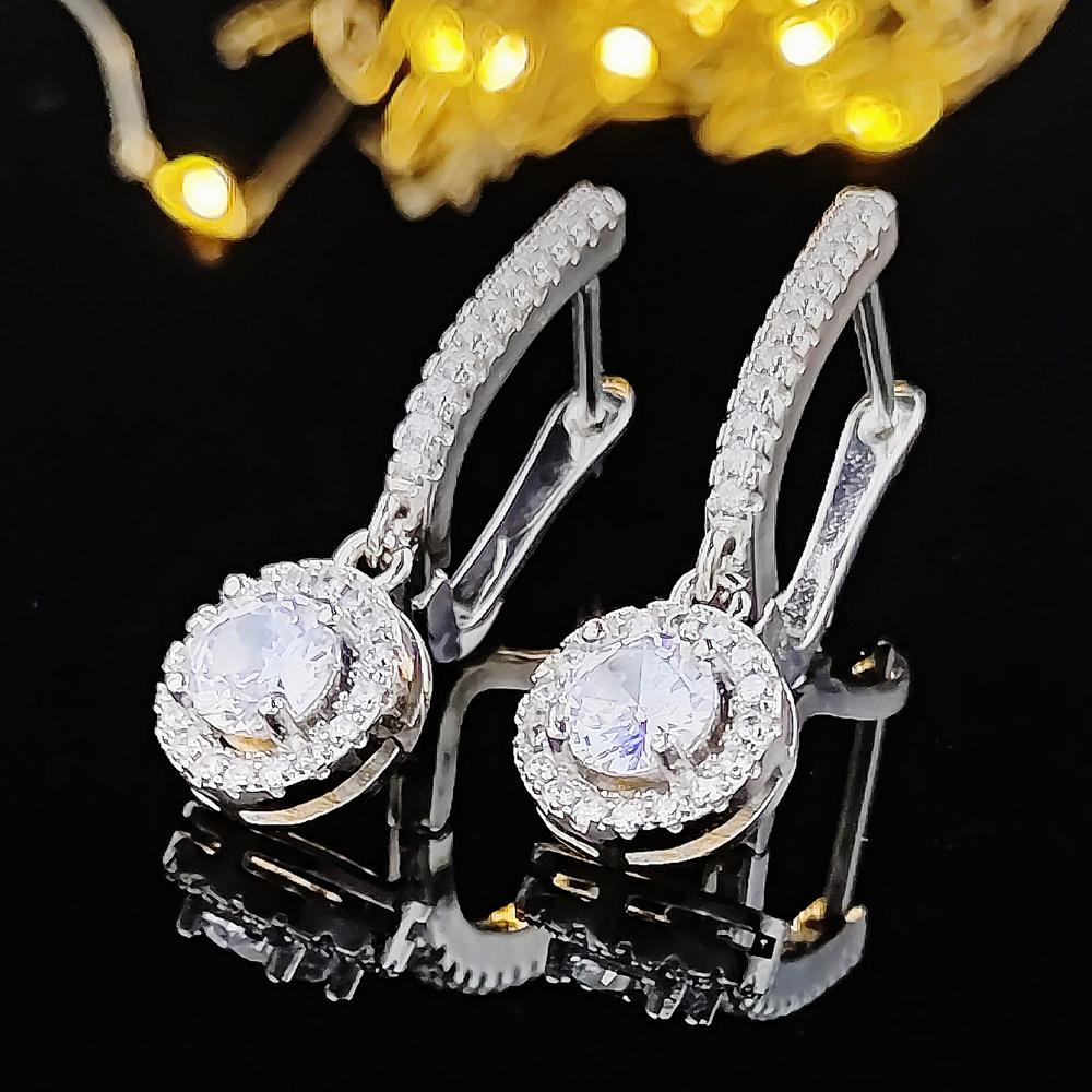 2026 New Arrival Trendy Halo Rose Gold Silver Color Korean Earrings Fashion Jewelry for Women Free Items Gift E5608