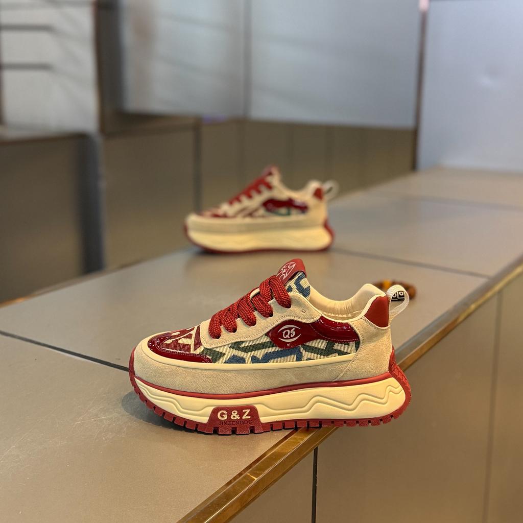 Light luxury winter low-top thick-soled heightening niche shoes student color matching casual sports shoes