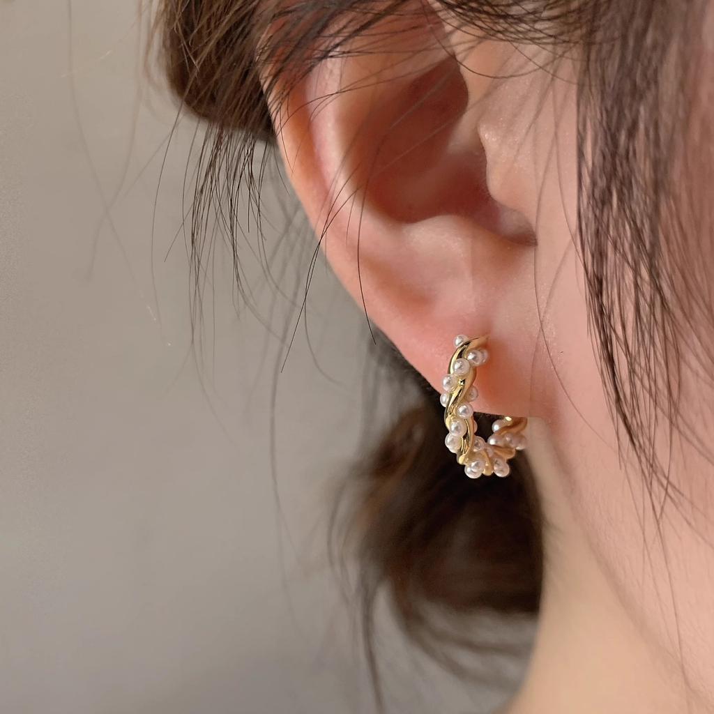 Simple Vine Winding Earrings Female Fashion Temperament Ear Buckle Geometric Literary Trendy Elegant Lady's Accessories Classic Jewelry Earrings