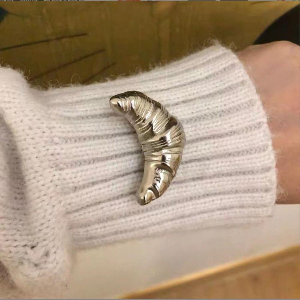 Zinc Zinc Alloy Metal Clothes Pin Silver Gold Brooch Personality Croissant Brooch  Daily