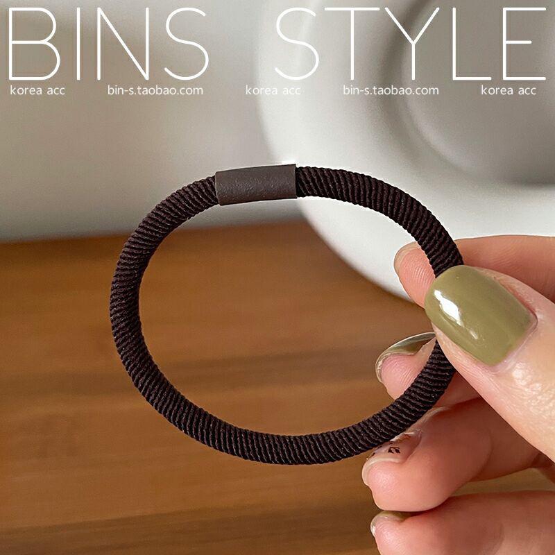 

Korean Earth Tone Twill Hair Tie - Brown Rubber Band for Women: Feminine, Stylish, Simple Accessory темный кофе