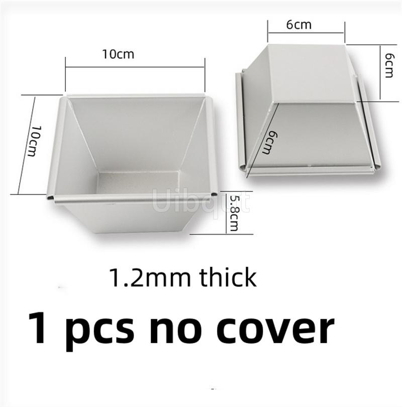 Non-Stick small square Cake Baking Pan Flowing Heart Cake Mold Aluminium Alloy Square Bread Loaf Pan with Center Tube Cake Tools