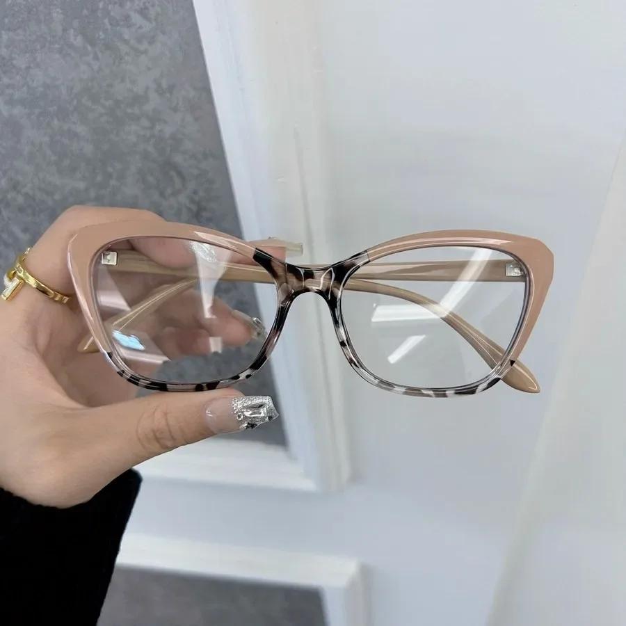 Fashion Luxurious Cat Eye Eyeglasses Frames Women Men Transparent Clear Brand Designer Optical Lovely Frame Oculos