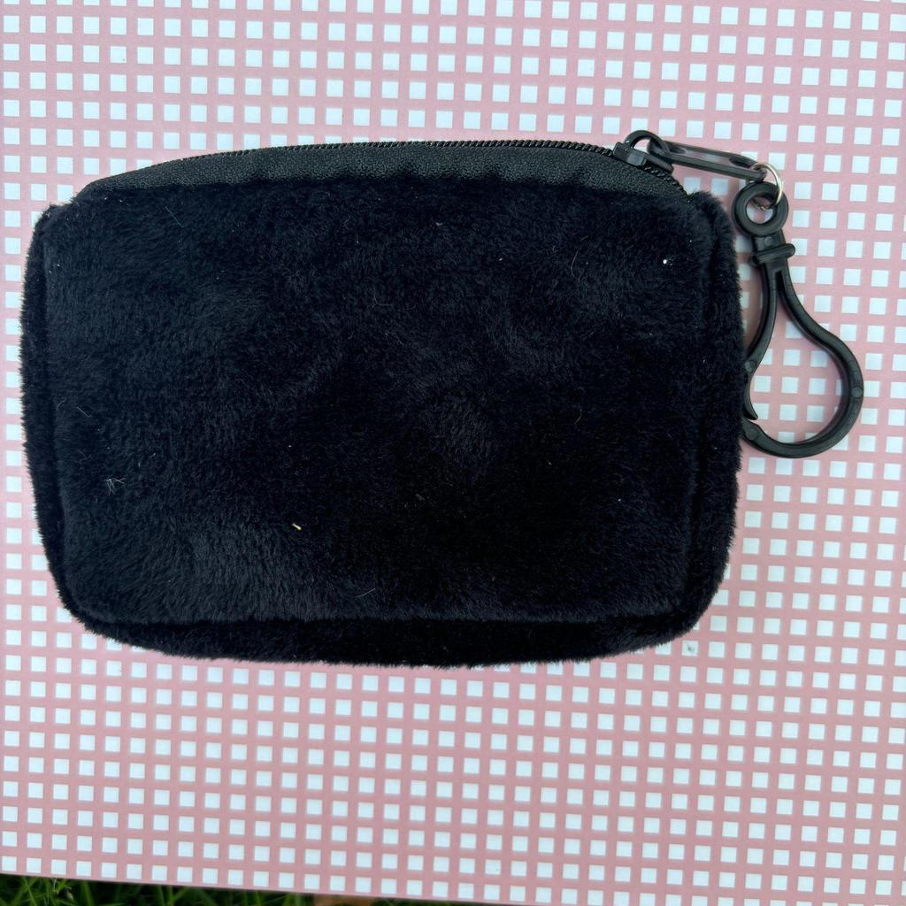 Solid Color Plush Coin Purse & Earphone Case - Cute, Simple Storage Pouch