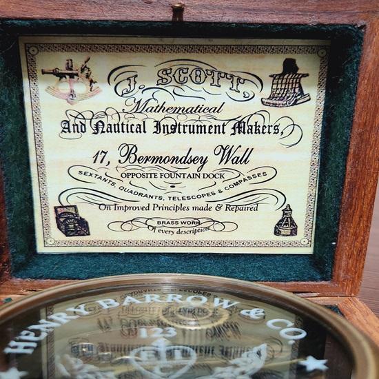 Sextante Naval, Caja de Bolsillo Naval del Ejército Británico, Sextante con Caja de Madera