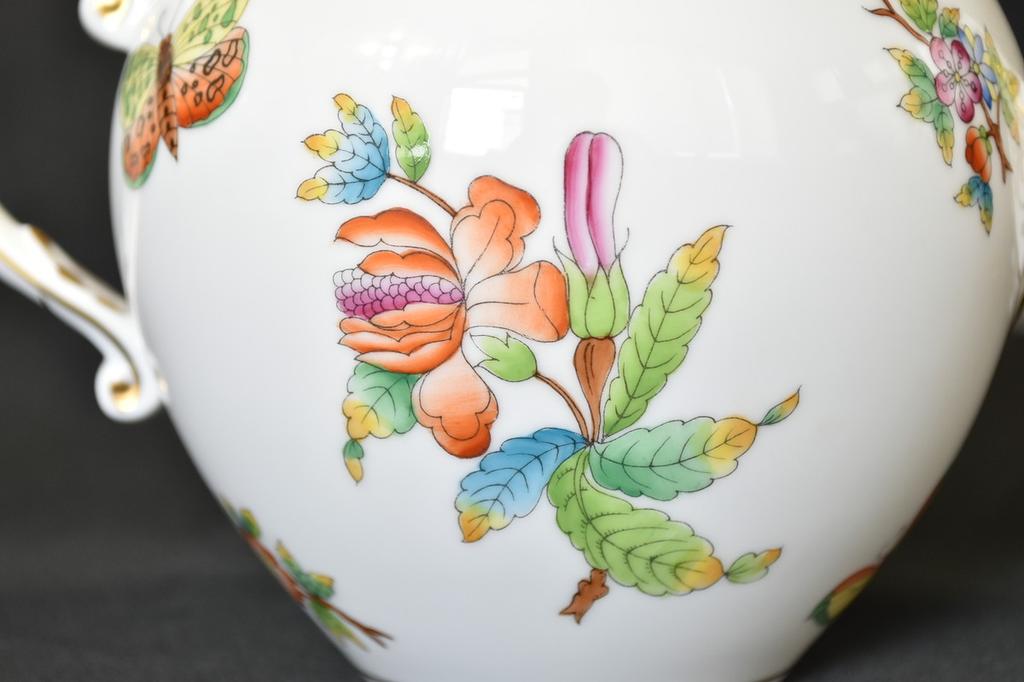 Herend VBO/Victoria Bouquet Teapot Made in Hungary Handpainted Vintage Rare